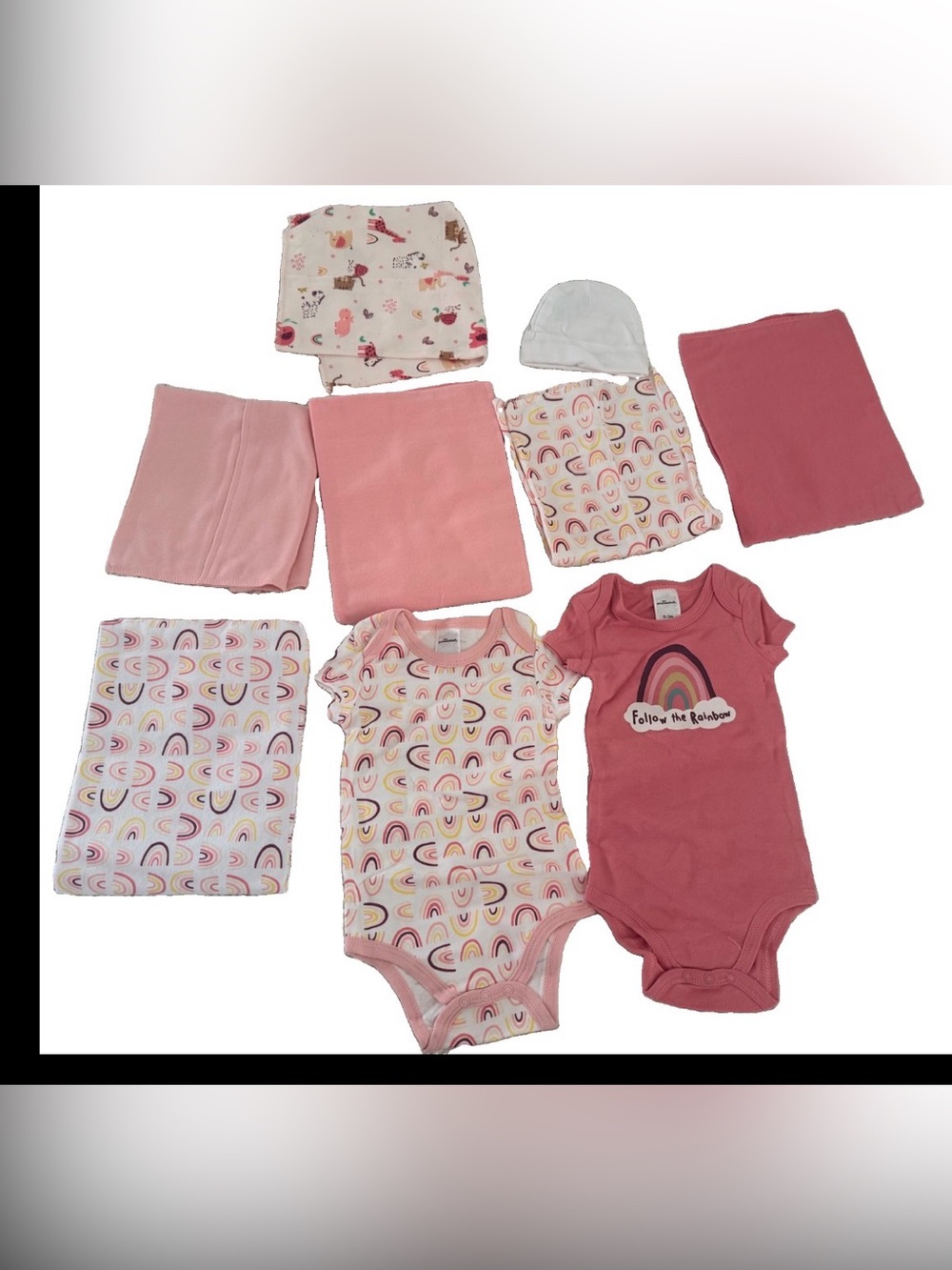 The Peanutshell 23-Piece Baby Gift Set for Size 0-3 Months in multi colors